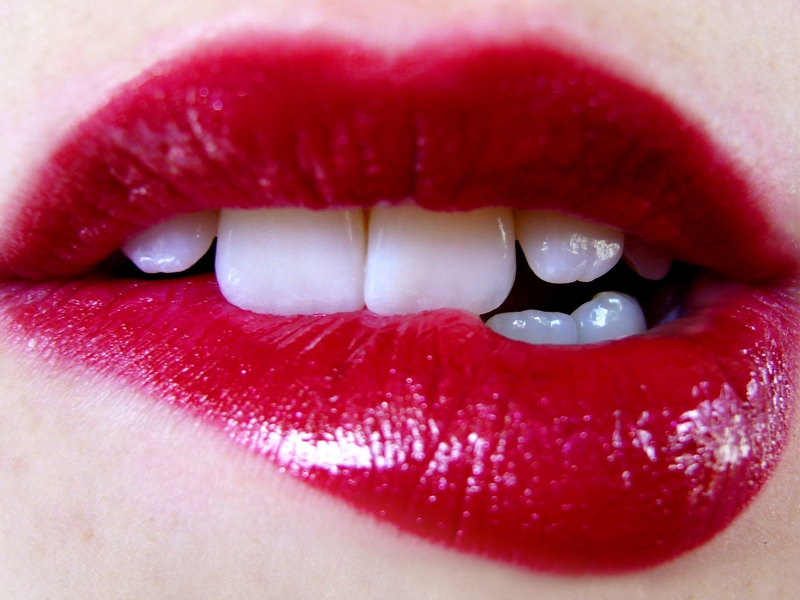 Почему мужчинам нравятся пухлые губы? Привлекательная девушка в глазах мужских-5