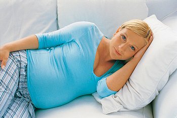 Выделения при беременности на ранних сроках